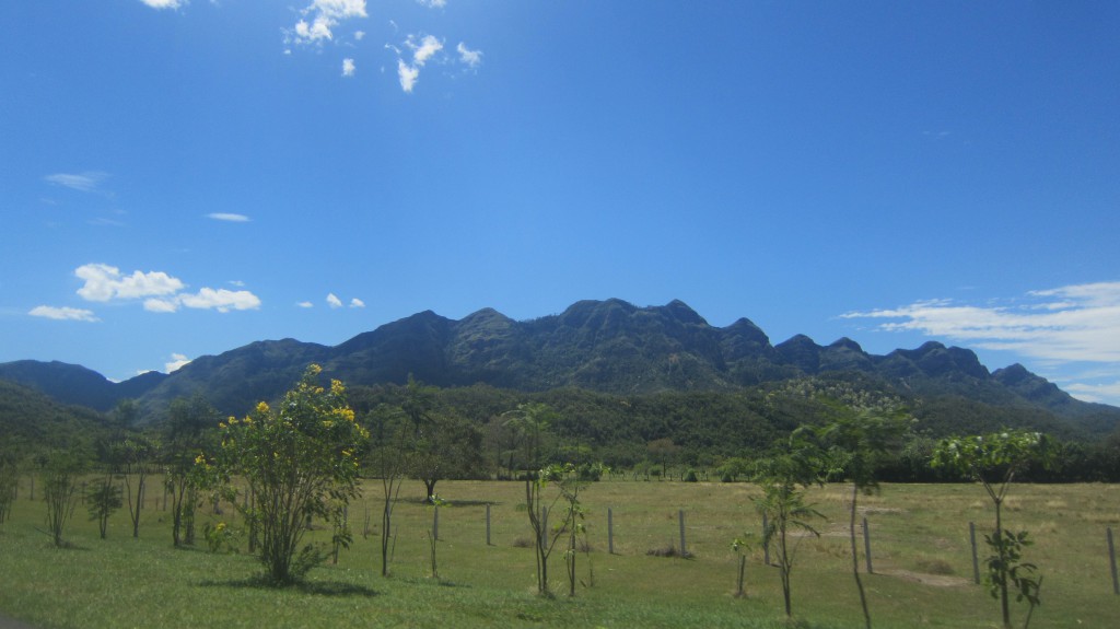 valles y montañas