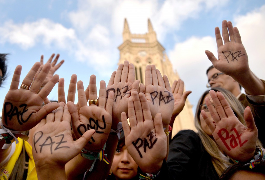 COLOMBIA-ELECTION-SANTOS-PEACE