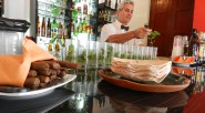 Casabe presente en el restaurante El Paso Texto y fotos Lázaro D. Najarro Pujol Camagüey, Cuba Diversos restaurantes de esta ciudad Patrimonio Cultural de la Humanidad incluyen con acierto el [&hellip;]