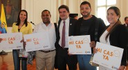 El ministro Luis Felipe Henao Cardona manifestó que este es un novedoso programa para que las familias colombianas compren de manera fácil vivienda nueva de hasta $86 987 250 en [&hellip;]
