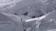 20 alpinistas murieron y 100 quedaron heridos en el Monte Everest a consecuencia de las avalanchas generadas por el terremoto de 7,8 grados que devastó  a Nepal. La mayoría de las muertes [&hellip;]