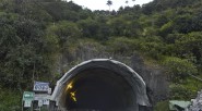 Gracias a una caracterización geológica, geoquímica y de estructura interna en la Cordillera Central de Colombia, un grupo de investigadores de la Universidad Nacional detectó una serie de fracturas internas [&hellip;]