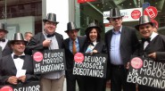 El Consejo de Estado confirmó la decisión del Tribunal Administrativo de Cundinamarca, sobre el decreto de medidas cautelares de embargo y secuestro solicitadas por ETB contra la multinacional.    Mediante auto […]