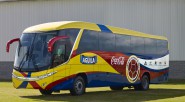 Con 13,1 metros de largo, el nuevo bus de la Selección Colombia no sólo es amplio, seguro y cómodo, sino que también responde a las exigencias tecnológicas del mercado actual, [&hellip;]