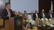 Al saludar a la Misión de Observación Electoral Internacional, conformada por 72 miembros de 23 países, en un evento cumplido  en Bogotá, el Presidente Juan Manuel Santos resaltó la labor [&hellip;]