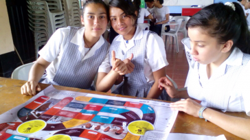 «Para nosotros es satisfactorio contar con elementos como estos, los tableros de juego «¡Hasta 11 nos quedamos!» y «¡Quién decide!», para encaminar a nuestros estudiantes y también para trabajar estos [&hellip;]