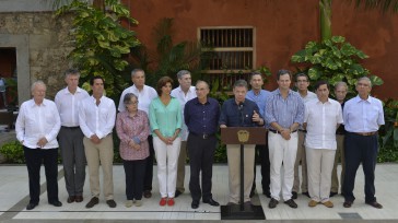 ​«Meterle el acelerador al proceso de paz» ordenó el Presidente Juan Manuel Santos  al término de la jornada de trabajo de dos días en Cartagena, en la que se evaluaron [&hellip;]