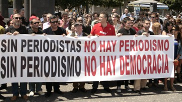 En Colombia se manipula todo, desde reinados de belleza, comercio, campañas presidenciales y por supuesto medios de comunicación, con estos, la libertad de prensa que ha desaparecido en la practica.Los [&hellip;]