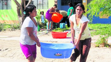 Las gentes de Santa Marta deben acudir a sitios donde llega el carro tanque a recoger el preciado liquido.   Alejandro Arias Santa Marta     Dos años después de […]