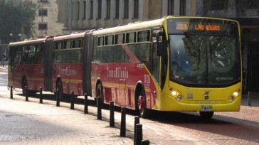 28.800 usuarios podrán circular por el Eje Ambiental durante todo el día   Servicio J23-F23 circulará por el Eje Ambiental durante todo el día. Servicio B74-J72 – horario valle cambia […]