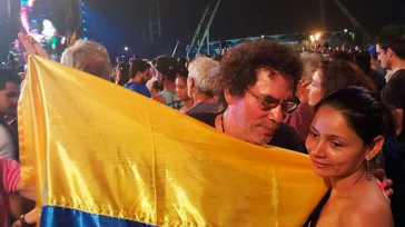  ‘Pastor Alape’, por su cuenta en Twitter divulgó imágenes de su asistencia al histórico concierto de los Rolling Stones en Cuba.  En las fotografías figura el negociador de la guerrilla en compañía […]