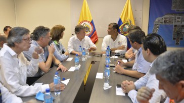 El Jefe del Estado colombiano sostuvo una reunión con su homólogo ecuatoriano, Rafael Correa, en la que analizaron la situación de la zona afectada por el sismo del 16 de […]