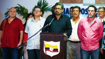 «Incidentes como ese, que ponen a las guerrillas a pasar trabajos con heridos graves, obedecen a la presencia hostil del Ejército, que con la arrogancia propia de algunos de sus [&hellip;]