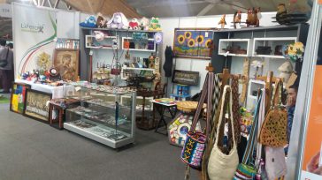 «Libera Colombia» es un proyecto que busca brindar segundas oportunidades a las personas privadas de la libertad recluidas en los Centros Penitenciarios de todo el país. Collares, pulseras, anillos y [&hellip;]