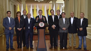 El presidente Santos consideró que todos los colombianos, tanto los que votaron Sí como los que lo hicieron por el No, «quieren la paz». Por eso anticipó que convocará a [&hellip;]
