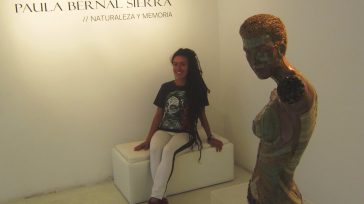 En Bogotá, fue el lanzamiento de la artista colombiana, Paula Johanna Bernal Sierra, con su primera exposición en la Galería El Gato.         Paula Johanna Bernal Sierra (Colombia , es […]