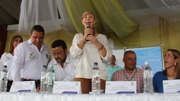 La Gobernadora Dilian Francisca Toro, se comprometió a promover una investigación a fondo, para establecer si bandas del narcoparamilitarismo, están operando en el Valle del Cauca.         […]