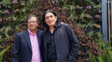 Los dirigentes Gustavo Petro y Gustavo Bolívar, quisieron beneficiarse políticamente del movimiento estudiantil universitario, pero fueron desmentidos por los líderes de las universidades.             El […]