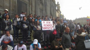 Varias semanas atrás se presentaron varias manifestaciones de la ciudadanía solicitando la renuncia del Fiscal Nèstor Humberto Martìnez. La solicitud se hizo realidad. El dimitente argumento que su renuncia obedece […]