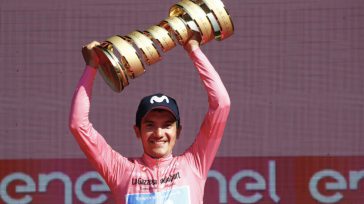Richard Carapaz, con el trofeo de campeón del Giro de Italia.AFP             Richard Carapaz se convirtió en el nuevo rey del ciclismo mundial al conquistar el Giro […]