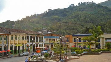 Pijao está certificado como destino turístico sostenible. Es uno de los pueblos más bonitos de la zona cafetera.     Los habitantes de este municipio de la zona cafetera temen […]