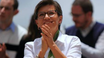 Claudia López casi triplica en intención de votos a Carlos Fernando Galán, quien se ubica en tercer lugar en la encuesta. López tiene el 35.14% y Galán el 9.18%. El […]