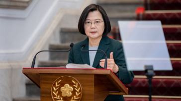 La presidenta Tsai Ing-wen explica al pueblo de Taiwán la estrategia gubernamental para luchar contra los efectos del COVID-19 en la salud y la economía. (Foto cortesía de la Presidencia) […]