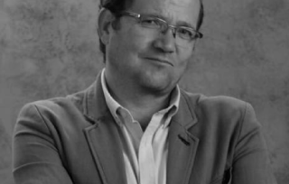 Daniel Samper &nbsp; #GraciasMédicosColombianos Mi sobrina Sofía, que tiene 16 años, me envió una invitación a través de Zoom para que sostuviéramos una telellamada porque está próxima a telegraduarse del [&hellip;]