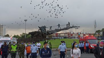 Cali le rindió un homenaje a los galenos Jesús Antonio Cabrales y Óscar Tulio González.         Armando Melendez Cali El alcalde de Cali Iván Ospina encabezó el homenaje […]