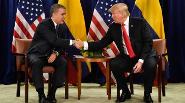 El Jefe de Estado informó que tuvo una conversación telefónica con su homólogo estadounidense, quien confirmó que su país apoyará a Colombia con equipos como ventiladores.       El […]