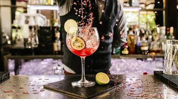 Desde la comodidad de su casa, los participantes tomarán parte en el brunch, con música y arte en vivo, shows temáticos, malabaristas, gastronomía y mixología. &nbsp; &nbsp; &nbsp; &nbsp; &nbsp; [&hellip;]
