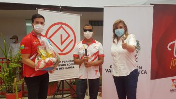 La gobernadora del Valle del Cauca, Clara Luz Roldán, ha desarrollado una intensa labor en materia de entregas de mercados a todos los sectores de ese departamento. &nbsp; &nbsp; &nbsp; [&hellip;]