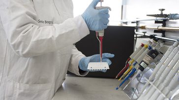 Mediante ensayos in vitro, se proponen pruebas para una posible vacuna contra la COVID-19,utilizando anticuerpos de los pacientes recuperados . Foto brandon Pinto.         Profesores de la […]