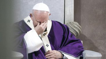 La tristeza del papa Francisco es grande al comprobar que la corrupción se ha tomado todos los estamentos de la sociedad.                 «Aunque […]