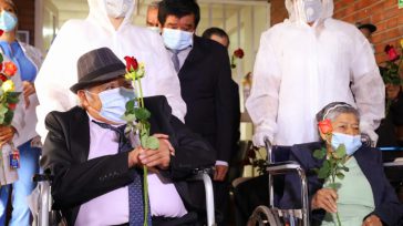 Dos de los cinco adultos mayores que fueron rescatados del coronavirus por médicos de Cundinamarca, es el resultado de una buena atención y dotación a los trabajadores de la salud […]