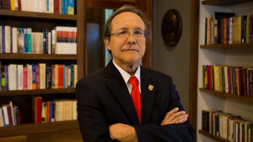 Marco Tulio Calderón Peñaloza, Rector de la Universidad La Gran Colombia.         Primicia Diario A la pregunta, ¿cambiará la forma de impartirse las clases en las universidades? […]