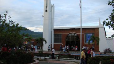 Basílica de Salamina Caldas  Fueron aprobados los protocolos para poder abrir de forma gradual las Iglesias que fueron cerradas a causa de la  COVID-19. Se pondrán en marcha planes piloto [&hellip;]