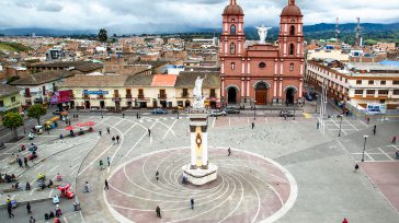En Ipiales se hizo un balance del cerco epidemiológico en la frontera colombo-ecuatoriana, el Gobierno Nacional dio apertura al Puesto de Mando Unificado en la ciudad de Ipiales, con el propósito [&hellip;]