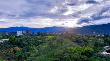 El Paisaje Cultural Cafetero colombiano combinado con el progreso esconde en sus montañas una historia de tradición y cultura que todos deberíamos conocer. Foto VHLM. Primicia Diario.       […]