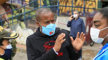 Libardo Asprilla, director del Instituto para la Economía Social IPES     Víctor Hugo Lucero Carmona Un vendedor ambulante de las calles de Bogotá, después de trajinar entre el estudio […]