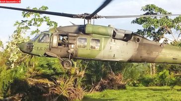 De los 17 ocupantes del  helicóptero militar 6 ya fueron rescatados y 11 se encuentran desaparecidos. Esta es la nave accidentada.        El helicóptero UH-60 Black Hawk de […]