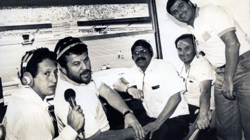 Oscar Renteria, Jairo Aristizabal, Benjamín Cuello,Hernán Peláez y«lalo» Correa &nbsp; 50 años lleva Óscar Rentería Jiménez en los medios de comunicación. El bachiller del famoso colegio Santa Librada quiso estudiar [&hellip;]