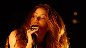 elfantasmaprimicia@gmail.comLA MEJOR Shakira sigue siendo de lejos la mejor cantante de Colombia. «Aquí les compartimos la fotos de mi participación  en el concierto de@GlblCtzn #GlobalGoalsUnite que se grabó en una azotea de [&hellip;]