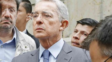 El senador Álvaro Uribe,sus dos hijos, Tomás y Jerónimo dieron positivo en COVID-19.     Orbedatos El senador Álvaro Uribe dio positivo a la prueba de coronavirus y que ya lleva 13 […]