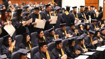 Si el proyecto se convierte en Ley daría muerte legal a muchos colegios profesionales que se han dedicado básicamente a expedir las tarjetas profesionales. &nbsp; Universidad.edu.co Así lo contempla un [&hellip;]