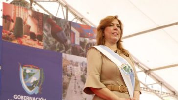 Clara Luz Roldán Gobernador del Valle del Cauca.  &nbsp; Contraloría General de la República embarga las cuentas de la Gobernadora Clara Luz Roldán y de su secretaría de salud María [&hellip;]
