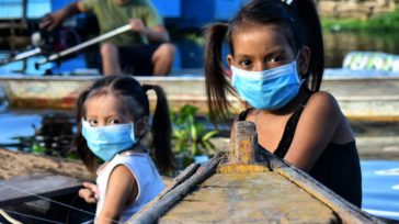 Comunidades indígenas y campesinos en el Amazonas  se protegen del virus, mientras buscan sobrevivir. Los habitantes  se sienten abandonados del Estado. Las comunidades  indígenas donde no llegan los médicos registran varias personas han perdido […]