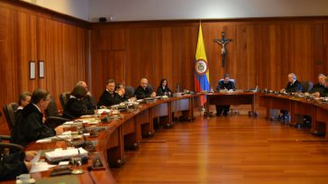 Toda clase de presiones y amenazas vienen recibiendo la Corte Suprema de Justicia para que falle a favor o en contra del proceso contra el dirigente político y senador Álvaro […]