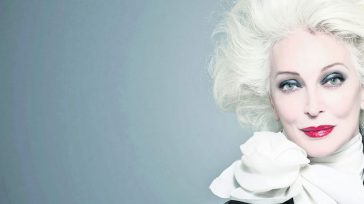 Las canas suelen surgir en forma tímida durante la tercera década de la vida, y se van esparciendo gradualmente por toda la cabeza. &nbsp; &nbsp; &nbsp; Karina Toledo Agência FAPESP [&hellip;]