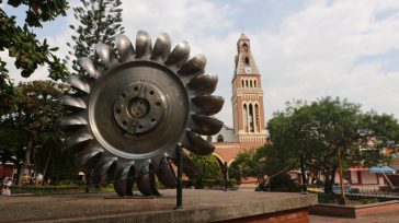 El municipio El Colegio de Cundinamarca y su plaza principal.     Medirá 367 metros de largo por tres de ancho y llevará los colores amarillo, azul y verde, colores […]